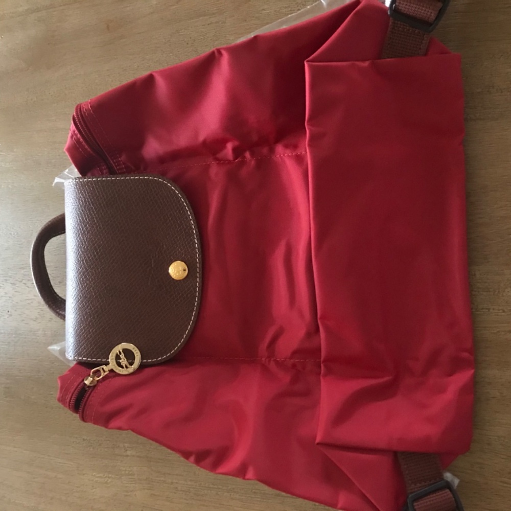 Longchamp - Picture 2 of 3
